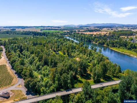 Lot 1100 Riverside Drive S Salem OR 97306