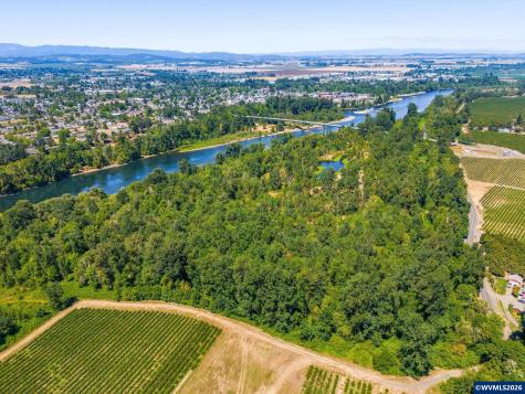 Lot 1100 Riverside Drive S Salem OR 97306