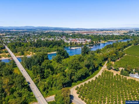 Lot 1100 Riverside Drive S Salem OR 97306