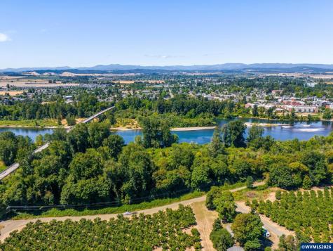 Lot 1100 Riverside Drive S Salem OR 97306