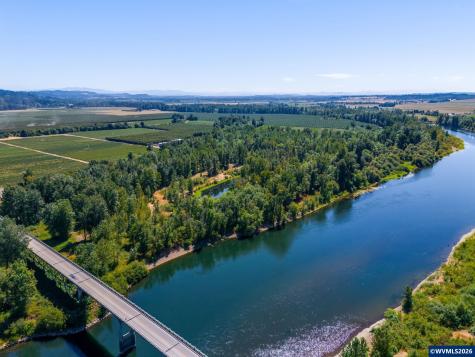 Lot 1100 Riverside Drive S Salem OR 97306