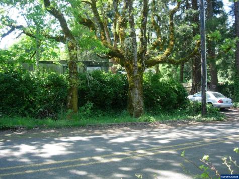 4230 Riverdale Road S Salem OR 97302
