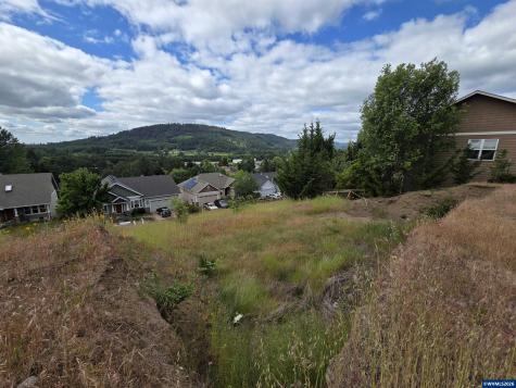 538 Starlight Way Philomath OR 97370