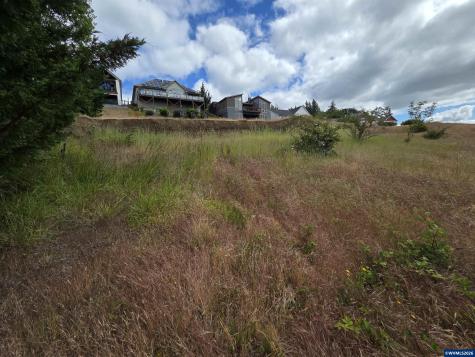 538 Starlight Way Philomath OR 97370
