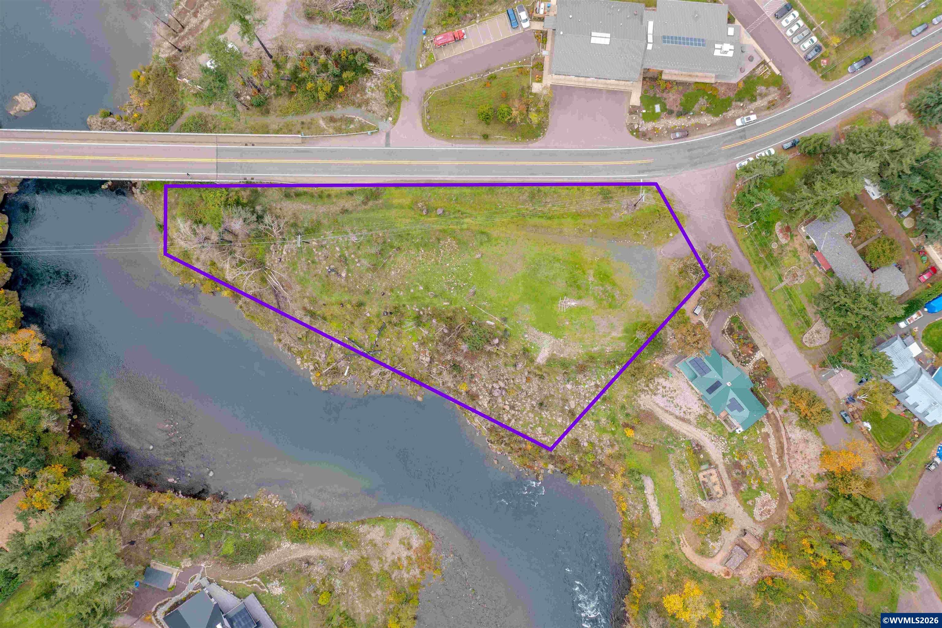 133 Riverview Street Gates OR 97346