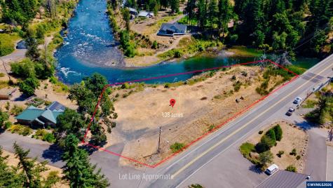 133 Riverview Street Gates OR 97346