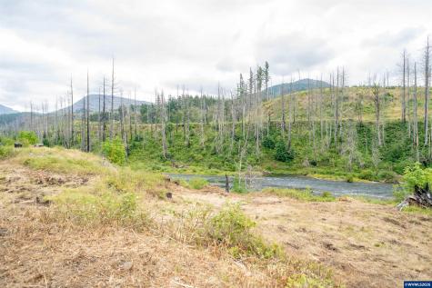 35220 North Santiam Highway SE Gates OR 97346