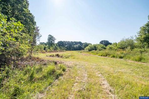 Lot 1600 N 16th Street Independence OR 97351