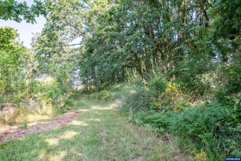 Lot 1600 N 16th Street Independence OR 97351