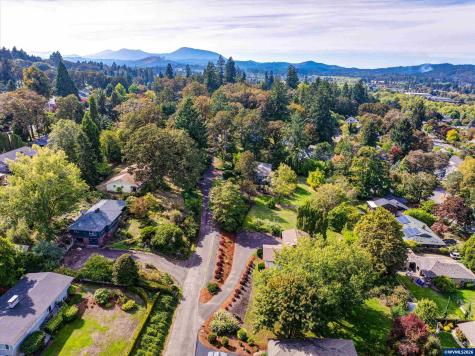 Lot 10 SW Willamette Avenue Corvallis OR 97333