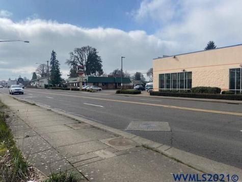 1480 Ivy Street Junction City OR 97448