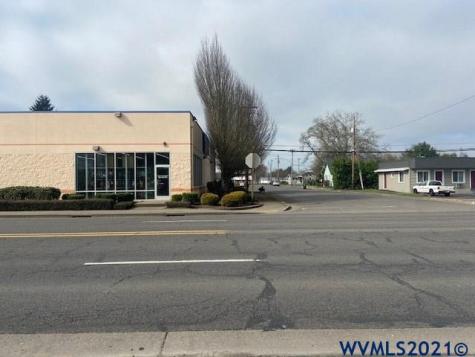 1480 Ivy Street Junction City OR 97448