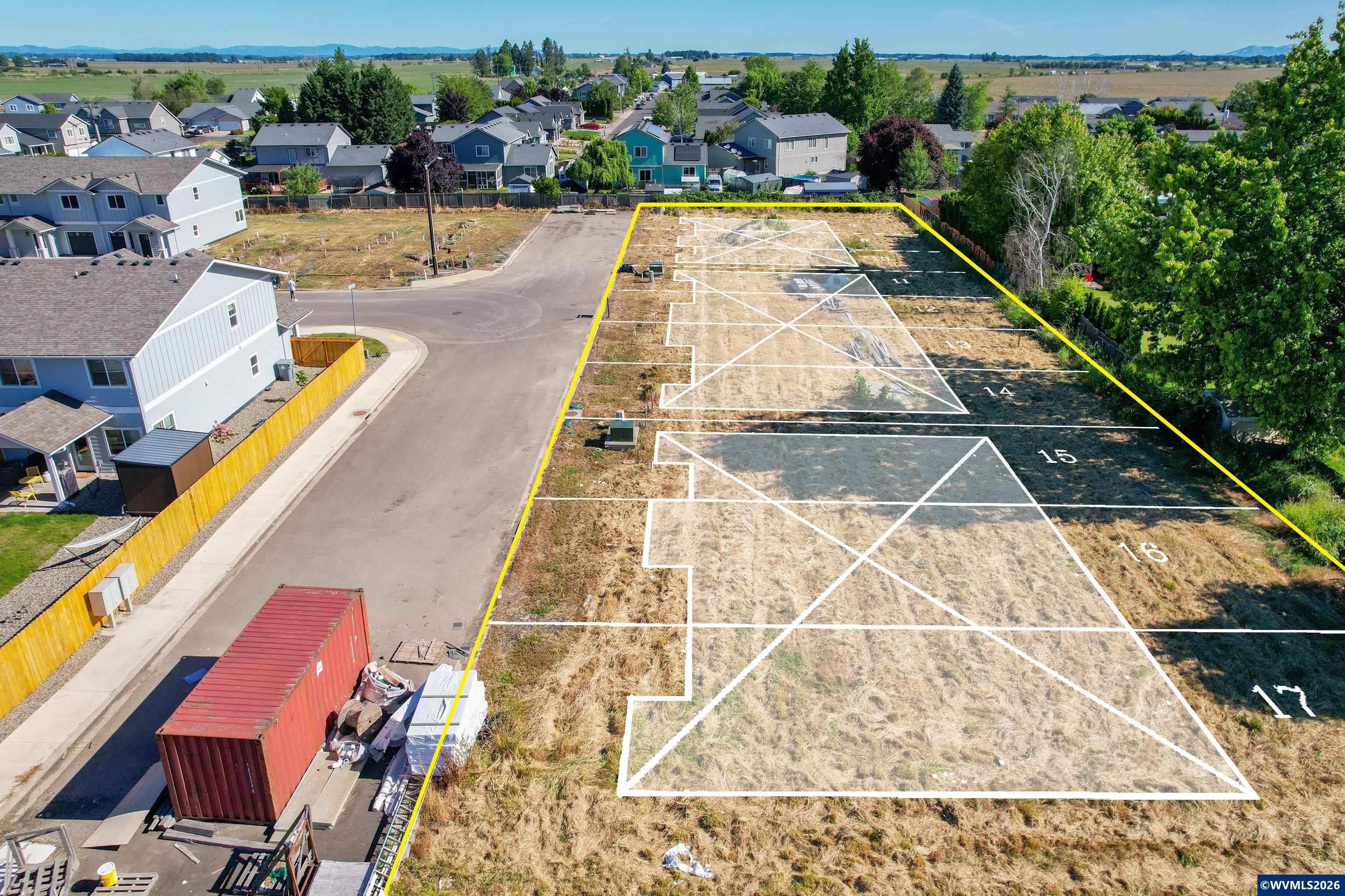 700-790 Monarch Way Harrisburg OR 97446-1401