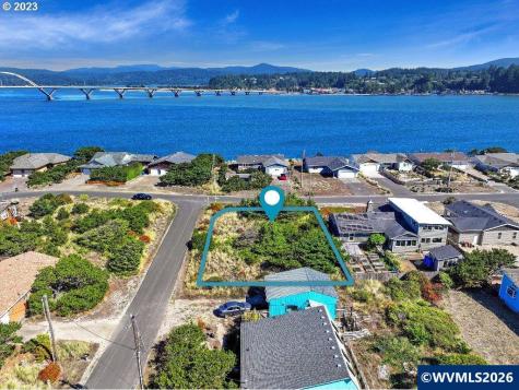 1901 NW Beachview Drive Waldport OR 97394