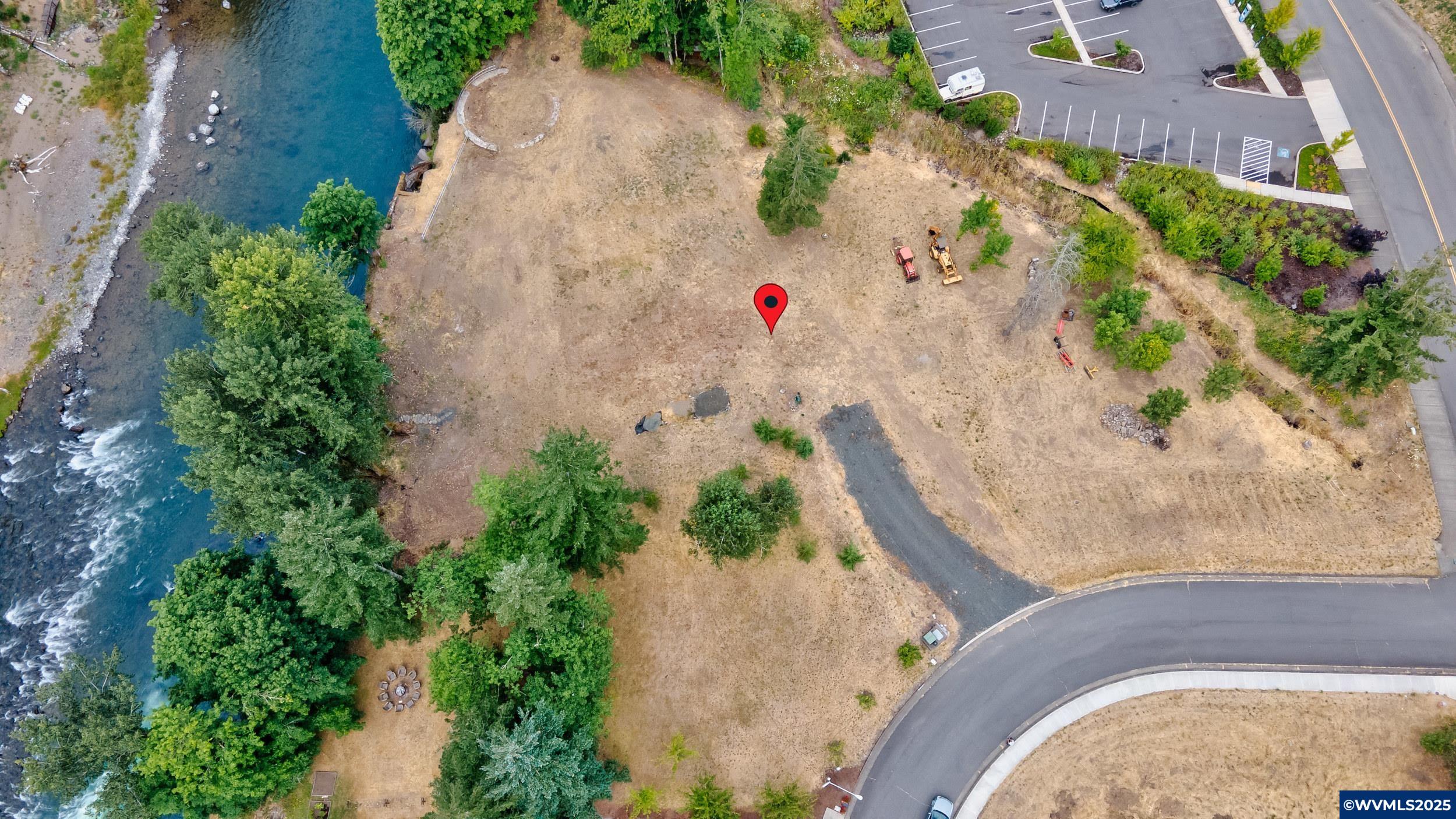 150 Santiam Pointe Lp NE Mill City OR 97360