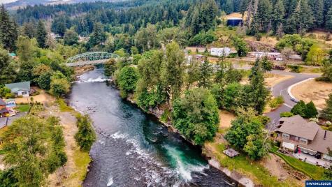 150 Santiam Pointe Lp NE Mill City OR 97360