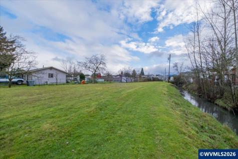 Lot 2400 W Oak Street Lebanon OR 97355