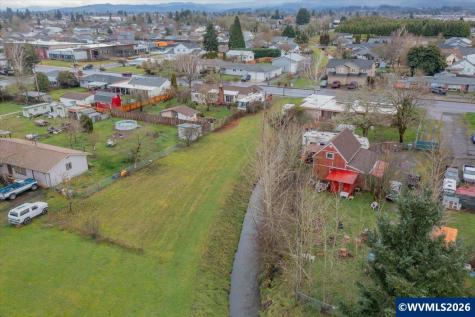 Lot 2400 W Oak Street Lebanon OR 97355