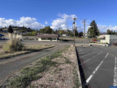 4807 Grange Road Roseburg OR 97471