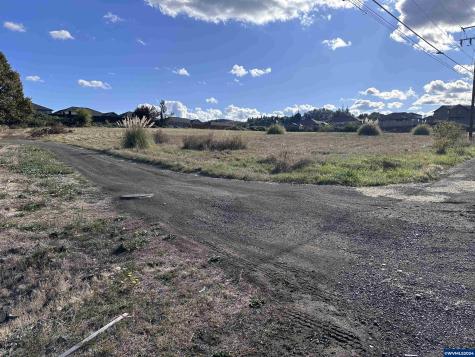 4807 Grange Road Roseburg OR 97471