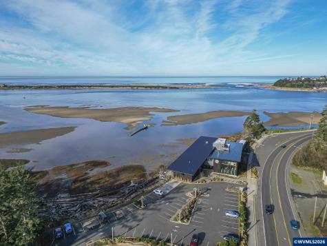 6281 SW Jetty Avenue Lincoln City OR 97367