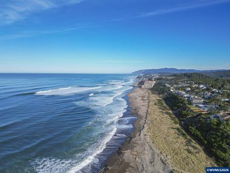 6281 SW Jetty Avenue Lincoln City OR 97367