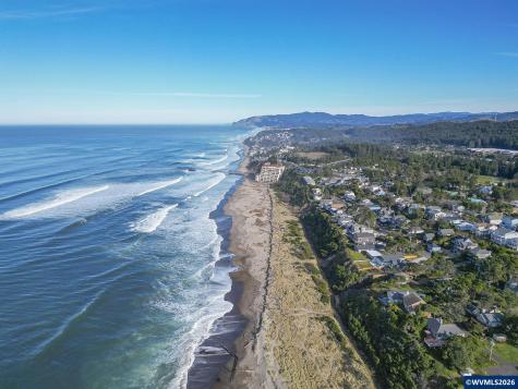 6281 SW Jetty Avenue Lincoln City OR 97367