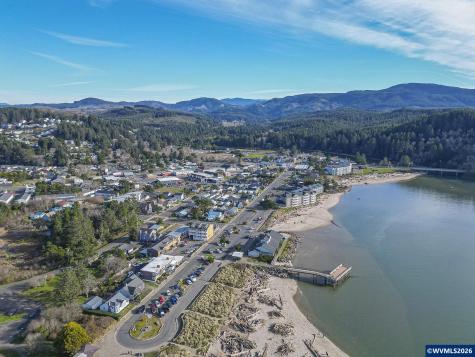 6281 SW Jetty Avenue Lincoln City OR 97367