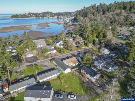 6281 SW Jetty Avenue Lincoln City OR 97367