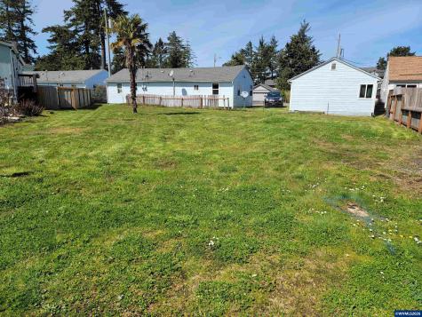 6281 SW Jetty Avenue Lincoln City OR 97367