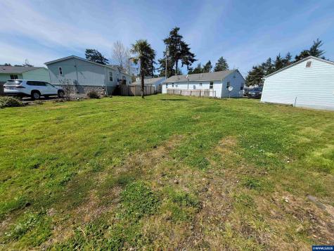 6281 SW Jetty Avenue Lincoln City OR 97367