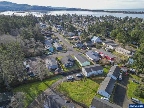 6281 SW Jetty Avenue Lincoln City OR 97367