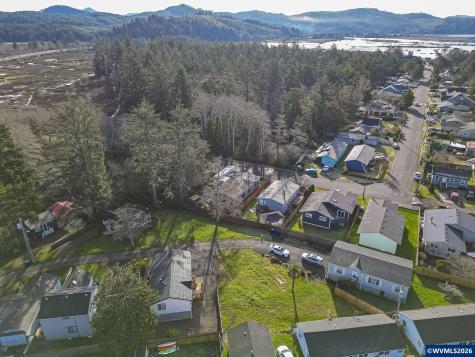 6281 SW Jetty Avenue Lincoln City OR 97367