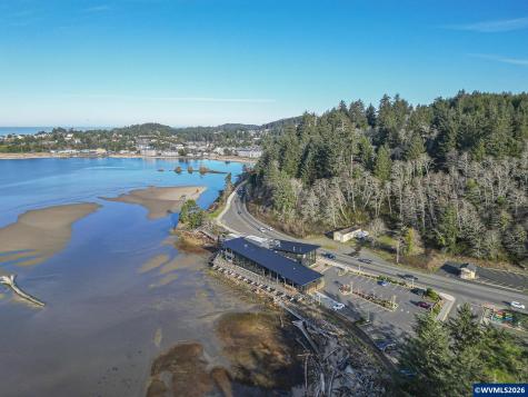 6281 SW Jetty Avenue Lincoln City OR 97367