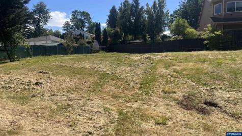 3240 Cooke Street S Salem OR 97302