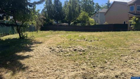 3240 Cooke Street S Salem OR 97302