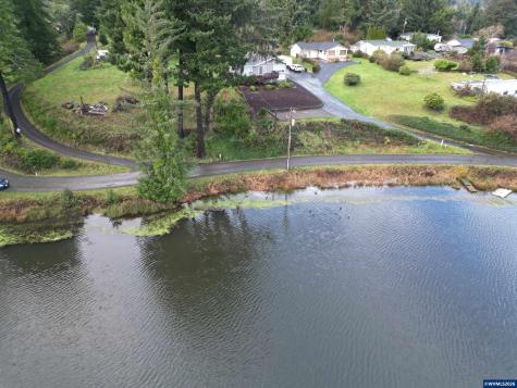 1200 SE Nelson Wayside Drive Waldport OR 97394
