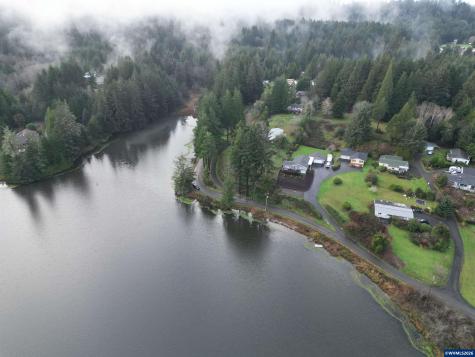 1200 SE Nelson Wayside Drive Waldport OR 97394