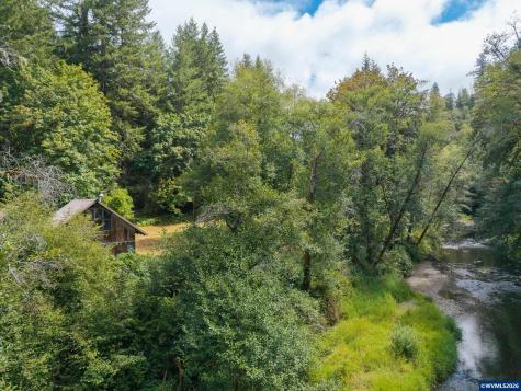 14382 Lobster Valley Road Alsea OR 97324