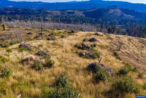 10915 SE Kubin Road Lyons OR 97358