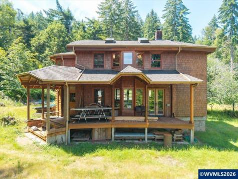 17016 Bratten Hill Alsea OR 97324