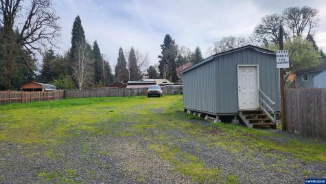 3103 (Behind) Main Street Sweet Home OR 97386