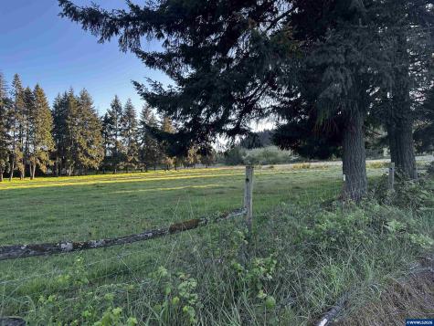TA-MULTIPLE(3) Orchard Tract/shady Oak Monroe OR 97456