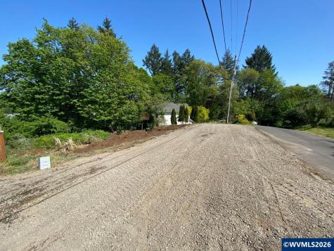 360 View Drive NW Salem OR 97302