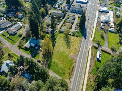 Highway 20 Lot #3000 Sweet Home OR 97386