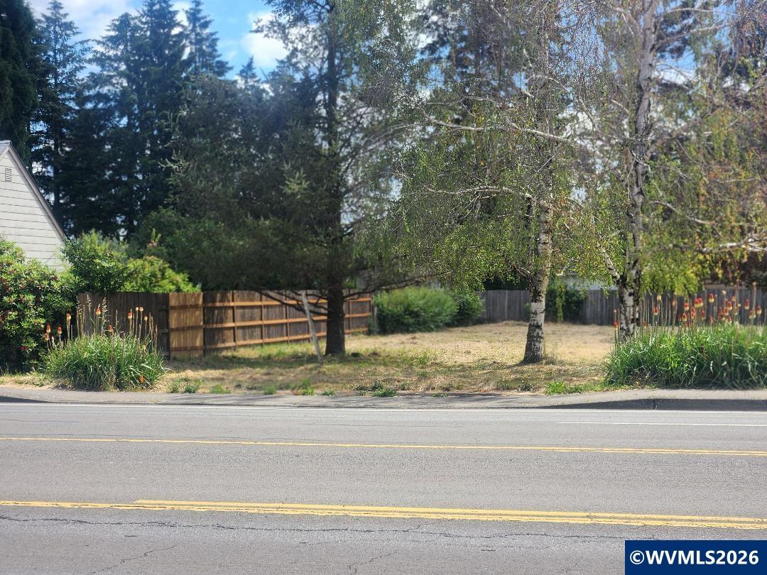4762 Lancaster Drive NE Salem OR 97305