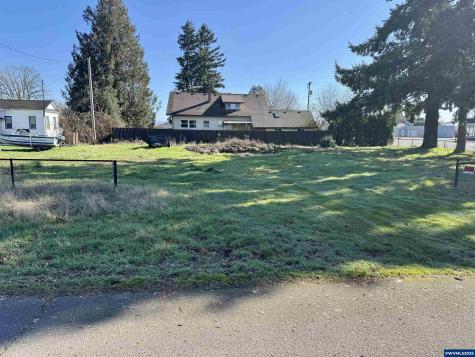 107 N 8th (Next To) Street Aumsville OR 97325