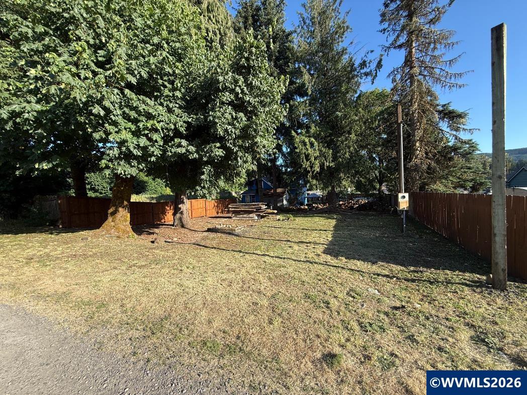 21958 Emma Street Mehama OR 97358