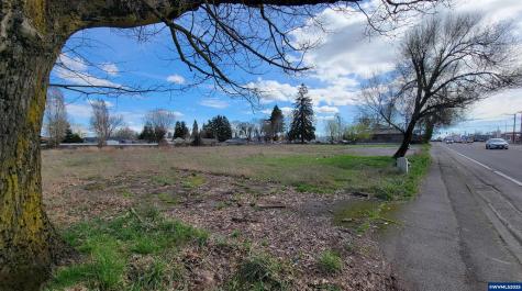 3510 Lancaster (-3535) Drive NE Salem OR 97305