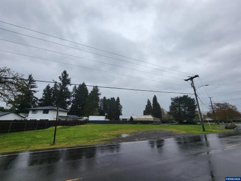 5010 Windsor Island Road N Keizer OR 97303